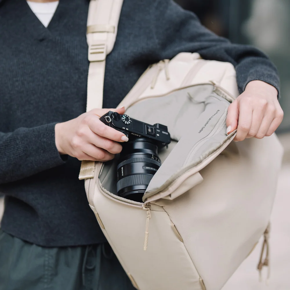 OneGo Lite Backpack - Image 9