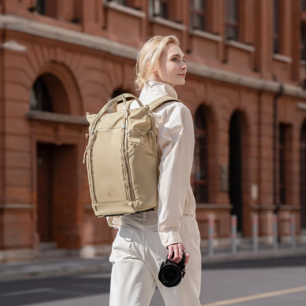 OneGo Roamer Tote Backpack - Image 36