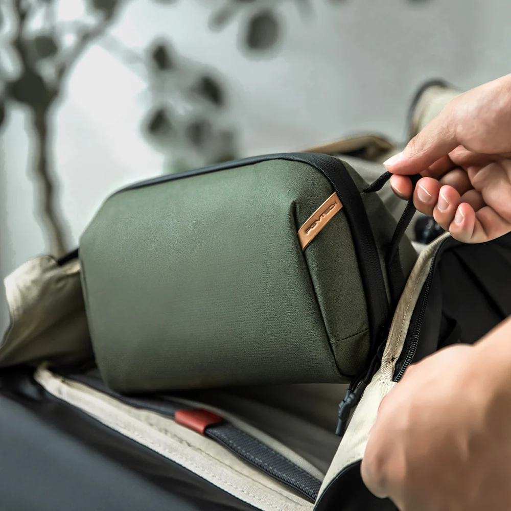 Travel Toiletry Bag - Image 6